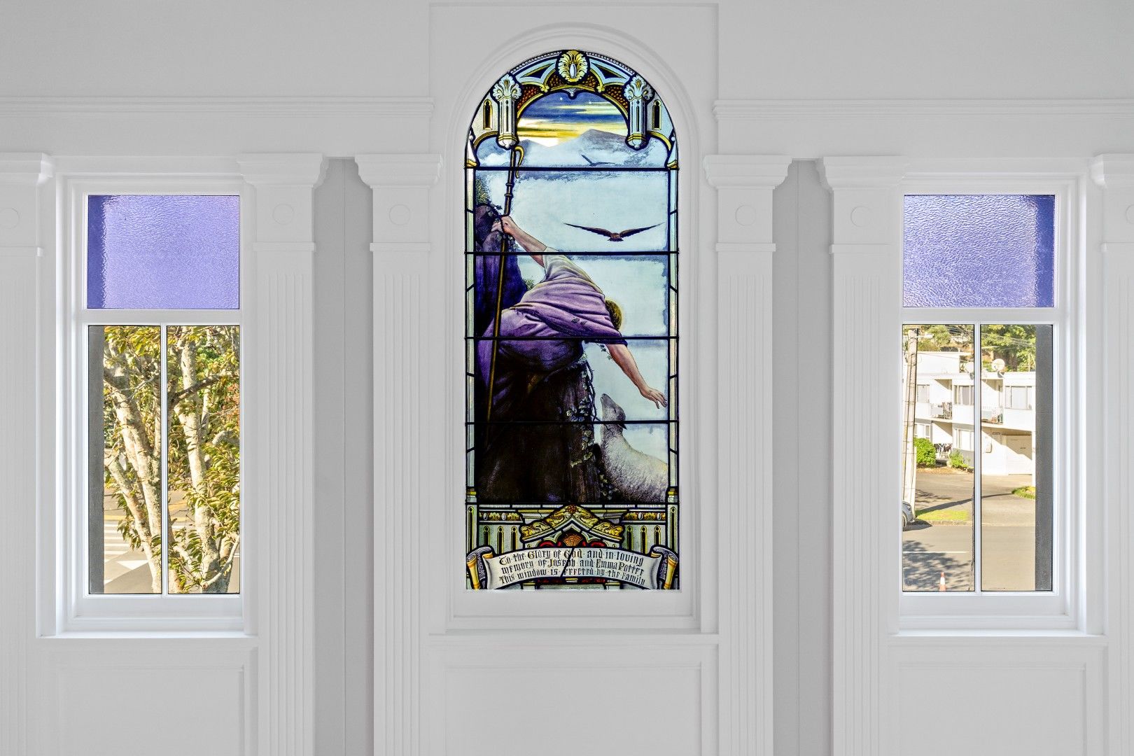Gel Esplanade Windows SM.jpg